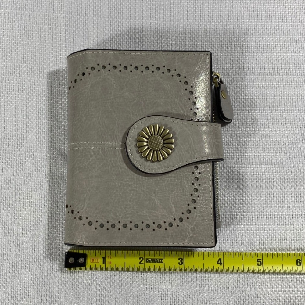 Sendefn Grey Faux Leather Bifold Wallet Sunflower Snap Laser Cut Perforated - Picture 8 of 8